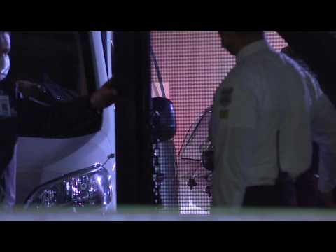 Motorcade carrying football legend Pele's body leaves hospital