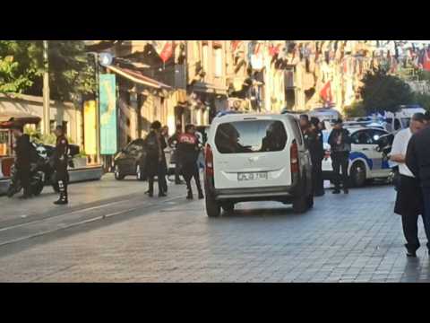 Emeregency services arrive on scene after explosion in Istanbul