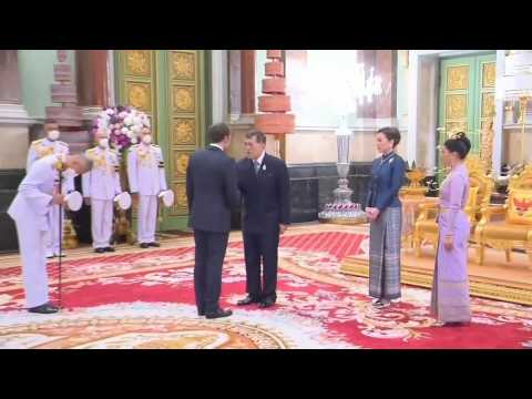 Thai king meets world leaders at APEC summit