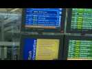 Pension reform: daytime images of passengers at Gare de Lyon in Paris