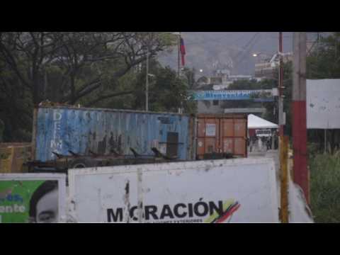 Simon Bolivar Colombia-Venezuela border bridge remains closed