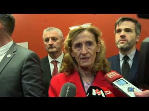 Justice minister "shocked" by knife attack in French prison