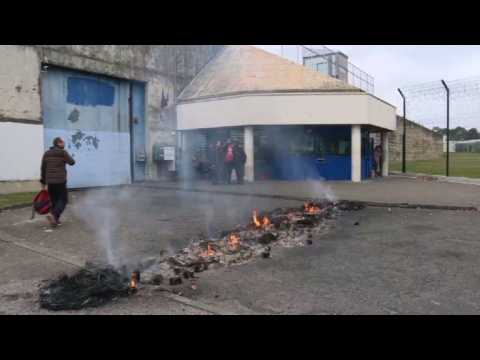French prison guards protest attack by 'radicalised' inmate
