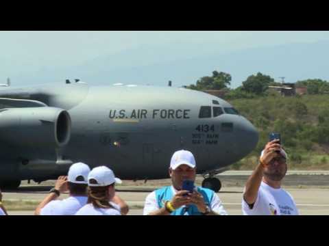 US humanitarian aid for Venezuela arrives in Colombia