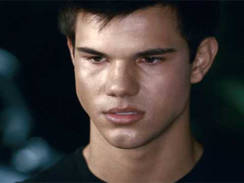 Twilight - Chapitre 3 : hésitation - Extrait 9 - VO - (2010)