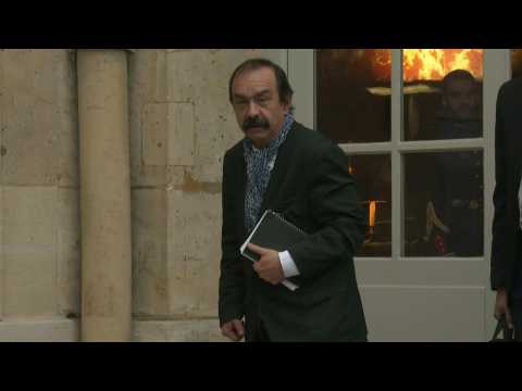 Union leaders arrive for fresh talks with French govt. over pension reform standoff