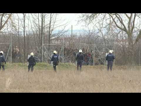 Tensions rise as migrants wait at Greece-Turkey border