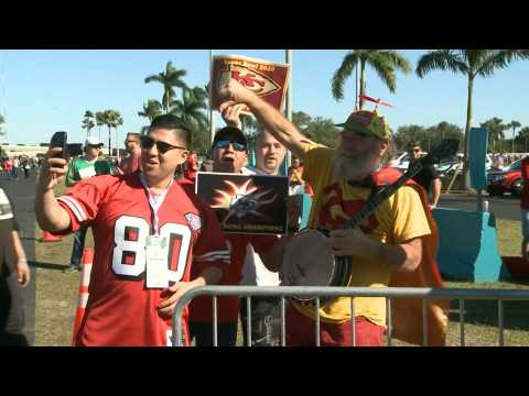 Super Bowl Sunday: Fans arrive at Hard Rock stadium ahead of final