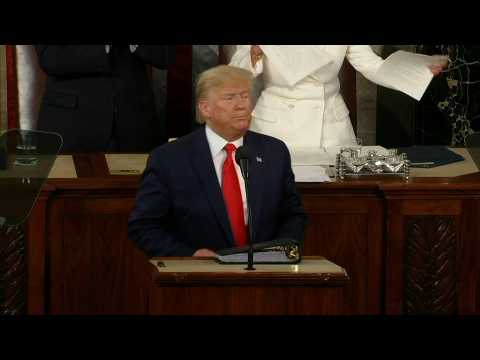 Top Democrat Pelosi appears to rip up Trump speech after address