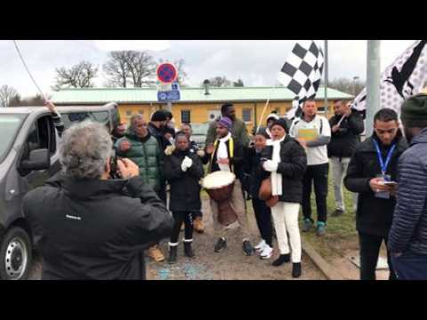 FOOTBALL (coupe de France) : les supporters de la JS Saint-Pierroise mettent déjà l'ambiance avant le 16e de finale à Epinal