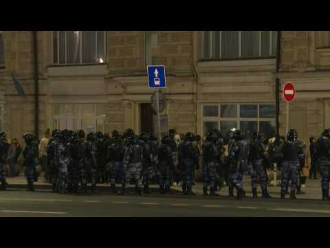 Anti riot police blocks access in Moscow city centre during protest