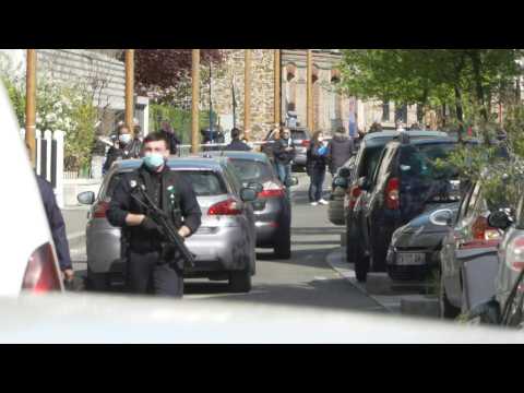 Police at scene of shooting near Paris, 10-year-old girl shot