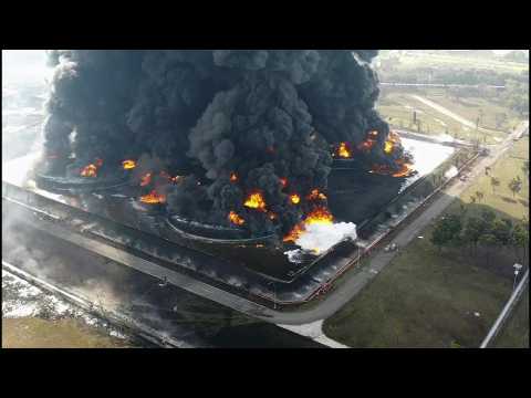 Massive blaze breaks out at Indonesian oil refinery