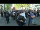 Thousands demonstrate in Paris over jobs cuts (2)