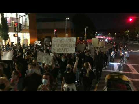 Hundreds march in Boston to protest charges in Breonna Taylor shooting