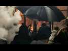 Portland: Officers deploy tear gas at protesters outside government building