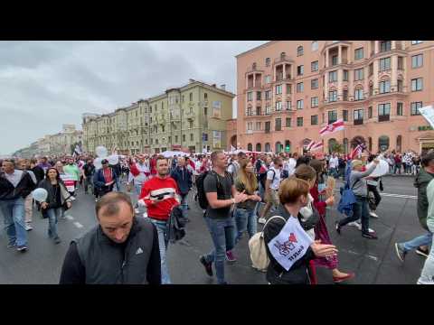 People demonstrate in Minsk to demand Lukashenko's resignation