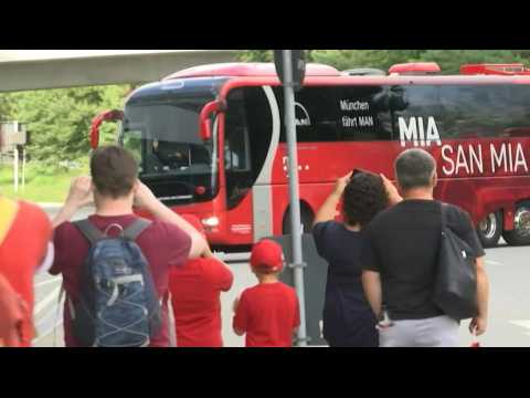 Football/Champions League: Bayern players arrive at Allianz Arena