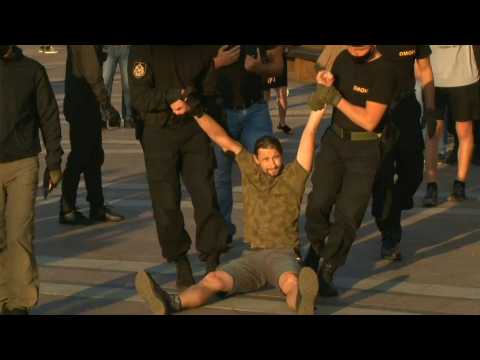 Arrest in Minsk on 16th day of protests demanding president's resignation