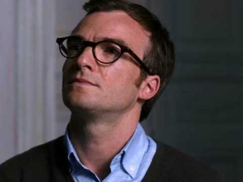 L'Amour dure trois ans - Extrait 9 - VO - (2011)