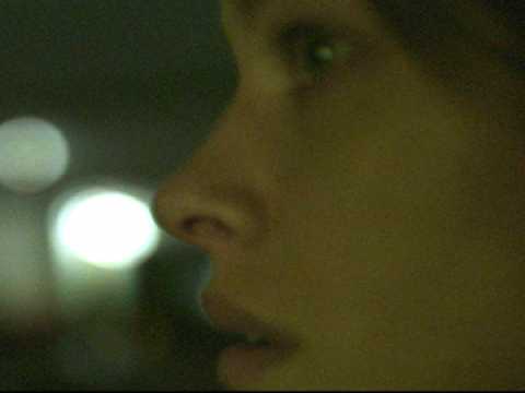 Skyline - Extrait 11 - VO - (2010)