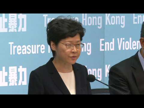 Hong Kong leader announces ban on protester face masks