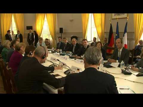 Macron, Merkel kick off Franco-German council on eve of European summit