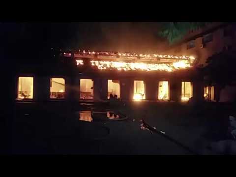 Fire rages at electoral court in Bolivian opposition stronghold