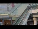Hong Kong police fires tear gas in an escalator