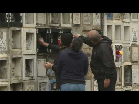 Visitors flock to Sao Paulo's largest cemetery for Day of the Dead
