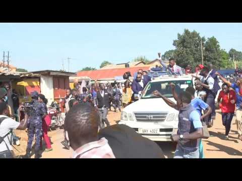 Uganda: pop star-turned-politician Bobi Wine heads to presidential nomination