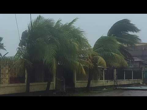 Hurricane Eta continues to lash Nicaragua's Caribbean coast