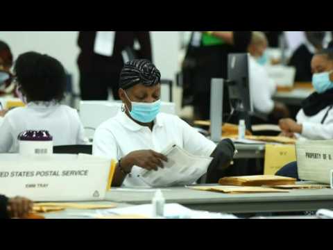 Detroit: ballot-counting underway in battleground state Michigan
