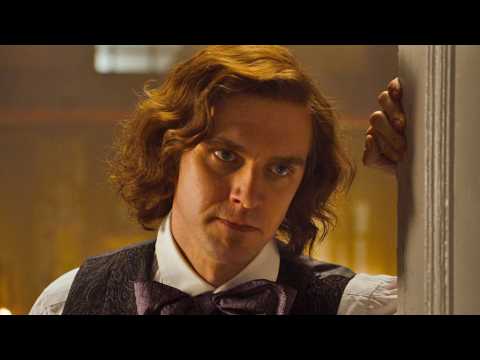 L'Homme qui inventa Noël - Bande annonce 1 - VO - (2017)