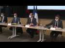 French PM meets lawmakers to discuss stronger anti-Covid measures (2)