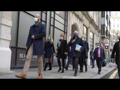 Barnier arrives for London Brexit talks