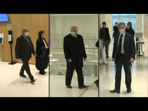Sarkozy, co-defendants break for recess during French graft trial