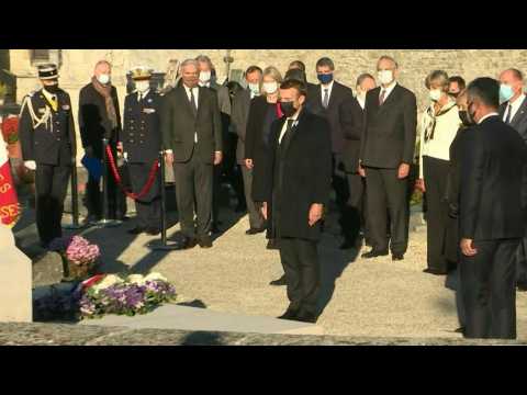 Macron visits tomb of General de Gaulle, on 50th anniversary of his death