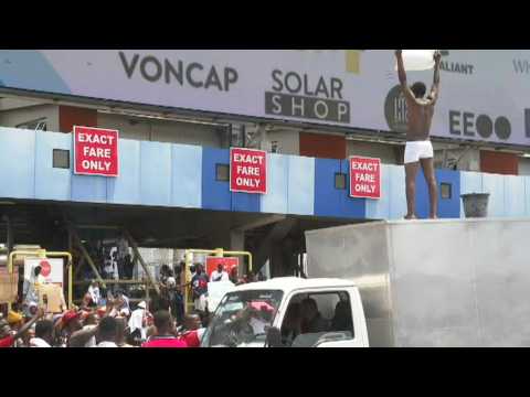 Protests against police brutality continue in Lagos