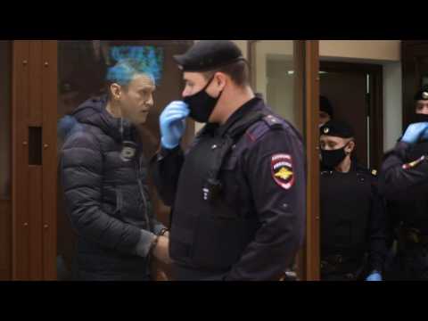 Navalny back in Moscow court on defamation charges