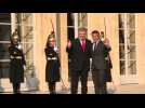 Macron meets Ukrainian counterpart Poroshenko