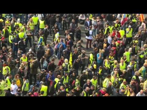 Gathering begins in Paris for May Day march