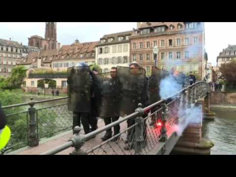 'Yellow Vest' protesters clash with police in Strasbourg