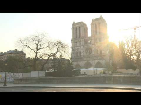 Coronavirus: Sun rises on Paris on 10th day of confinement