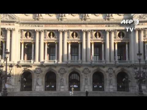 Place de l'Opéra in Paris deserted on 13th day of coronavirus lockdown