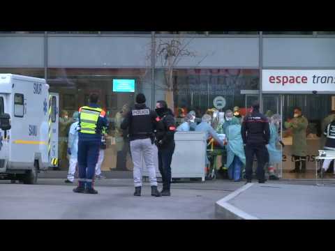 France: Ambulances take coronavirus patients to train station for transfer