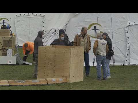 Coronavirus: relief agency sets up field hospital New York City's Central Park