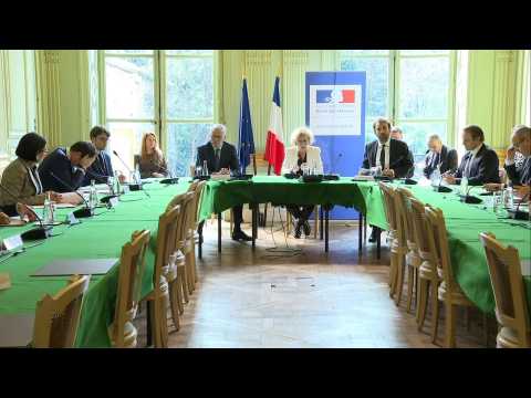 Coronavirus: French ministers hold meeting with labour unions