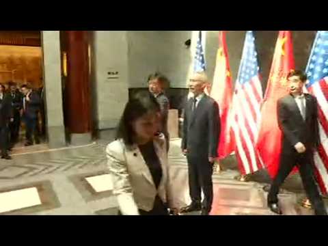 China and US meet to resume trade talks