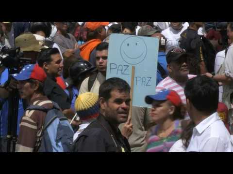 Hundreds start to gather for anti-Maduro protest in Venezuela